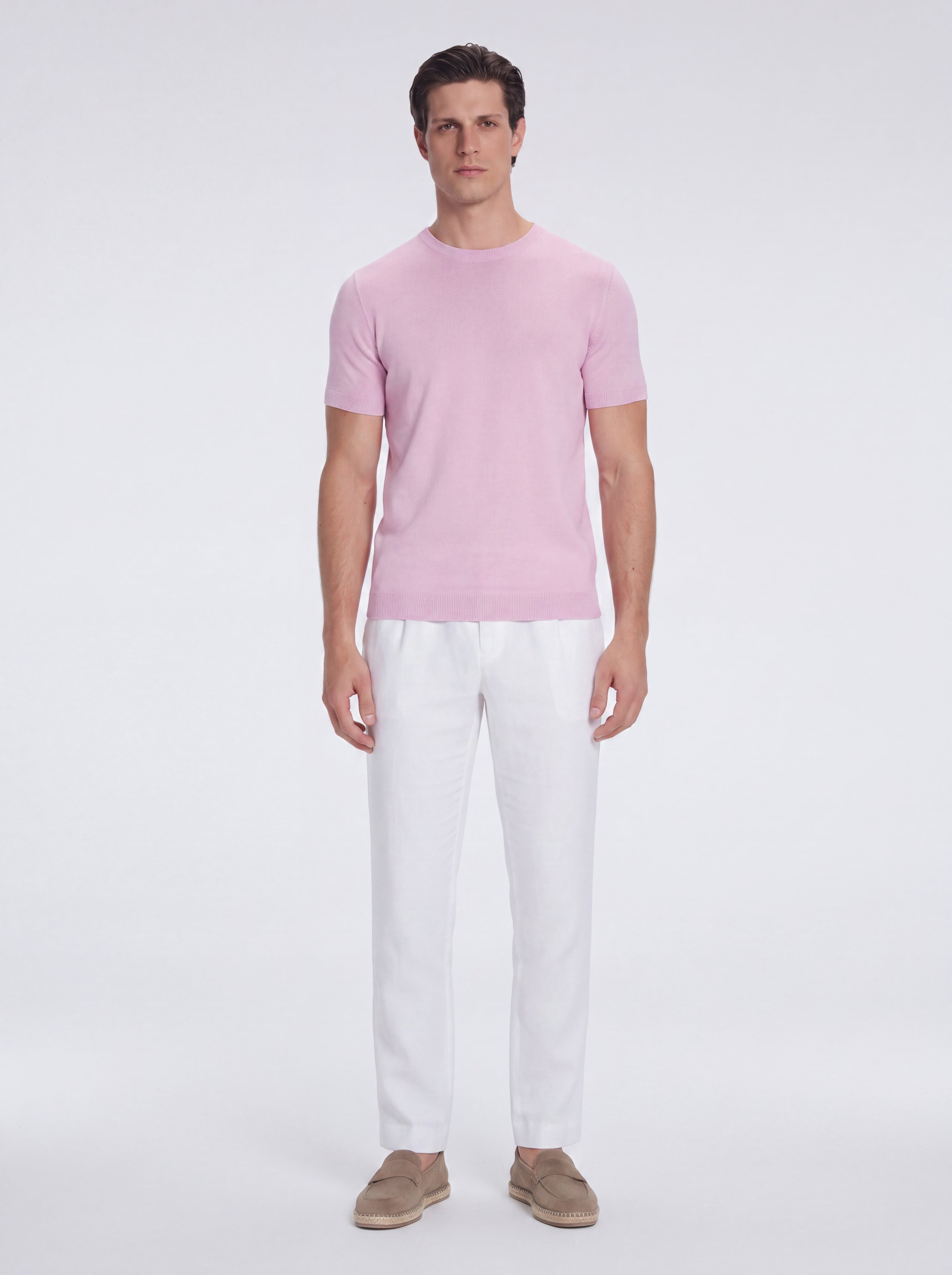 Baron Pink Round-Neck Cotton T-Shirt | Moeva | T-Shirt | Each week unveils new pieces—luxury swimwear, fluid resort silhouettes, and elevated summer-to-evening essentials designed to carry you from coastal escapes to city nights.