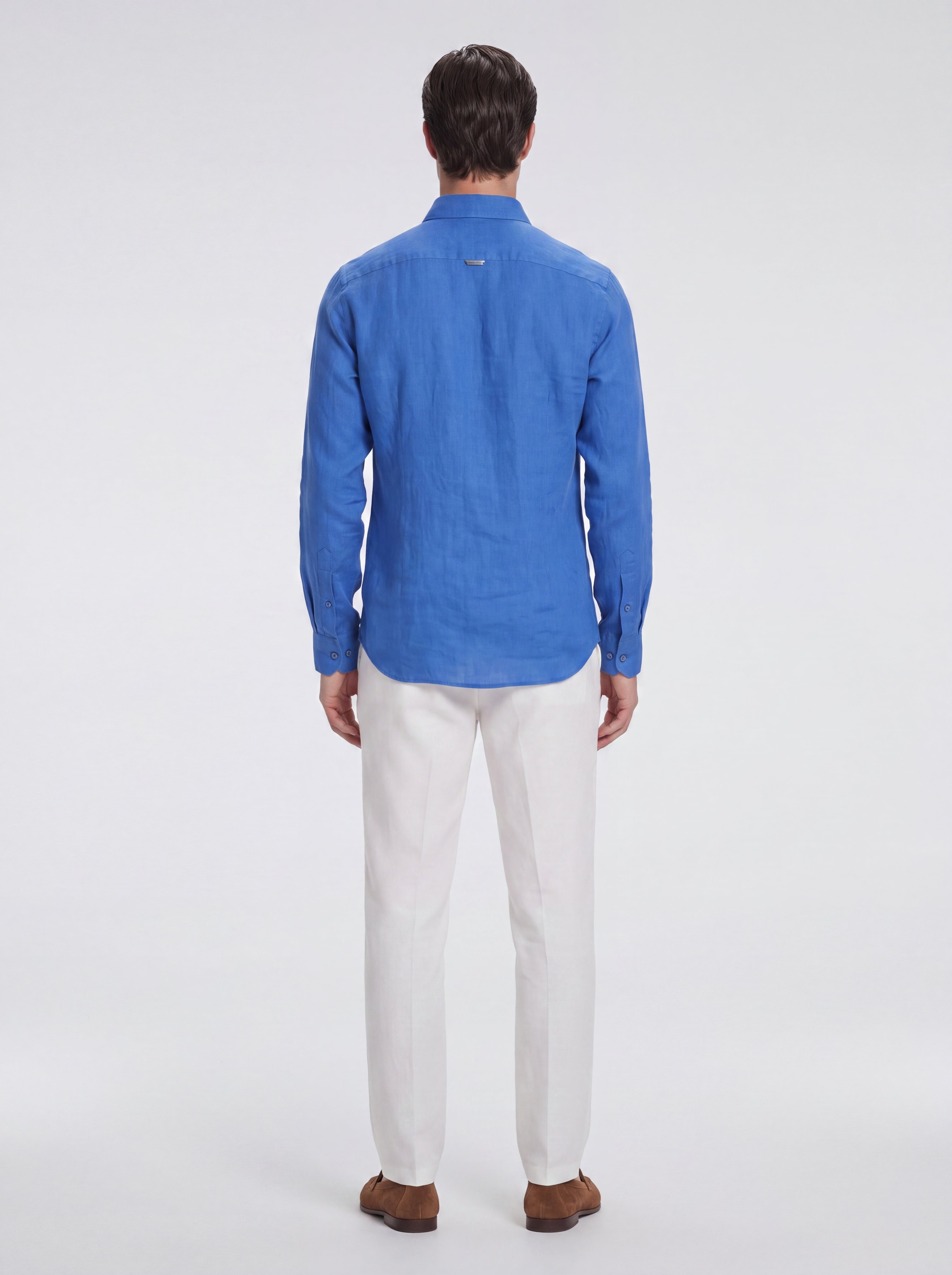 Harry Sax Blue Linen Shirt with Spread Collar | Moeva | Shirt | Each week unveils new pieces—luxury swimwear, fluid resort silhouettes, and elevated summer-to-evening essentials designed to carry you from coastal escapes to city nights.